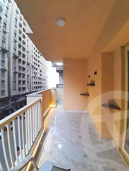 https://aqarmap.com.eg/ar/listing/6700438-for-sale-alexandria-el-asafra-l-sfr-bhry