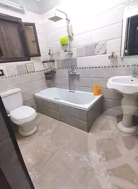 https://aqarmap.com.eg/ar/listing/6701116-for-sale-cairo-ain-shams-alf-maskn-ismail-el-fangari-st