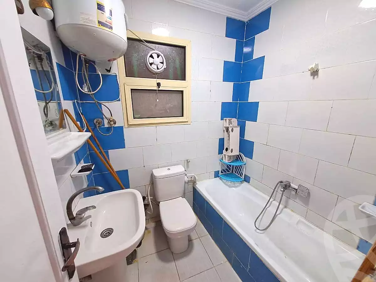 https://aqarmap.com.eg/ar/listing/6701600-for-sale-alexandria-miami-khld-bn-lwlyd