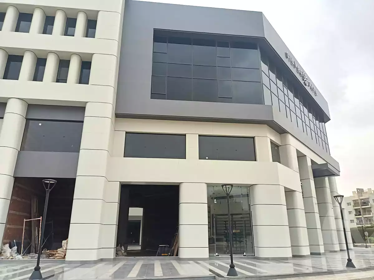 https://aqarmap.com.eg/ar/listing/6701904-for-sale-cairo-el-sheikh-zayed-city-el-hay-el-thany-ashaer