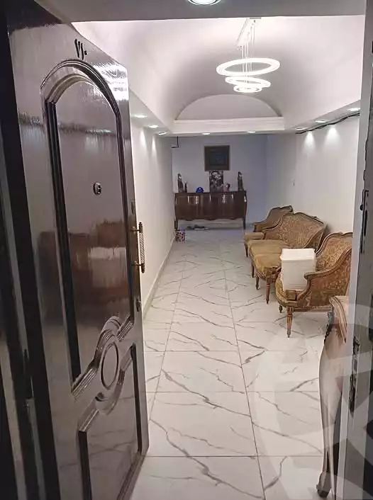 https://aqarmap.com.eg/ar/listing/6702360-for-sale-cairo-faisal-shareaa-el-malek-fasel