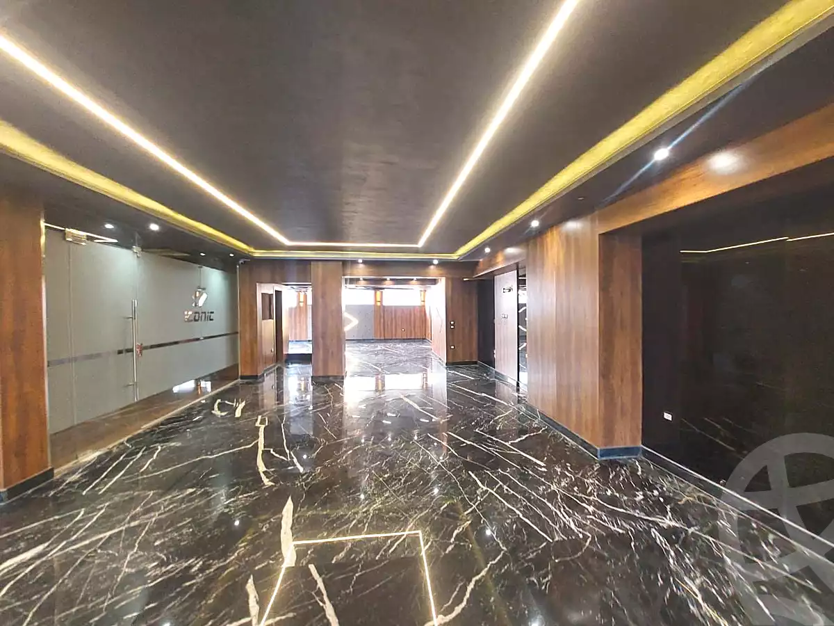 https://aqarmap.com.eg/ar/listing/6702505-for-sale-cairo-el-sheikh-zayed-city-el-hay-el-thany-ashaer