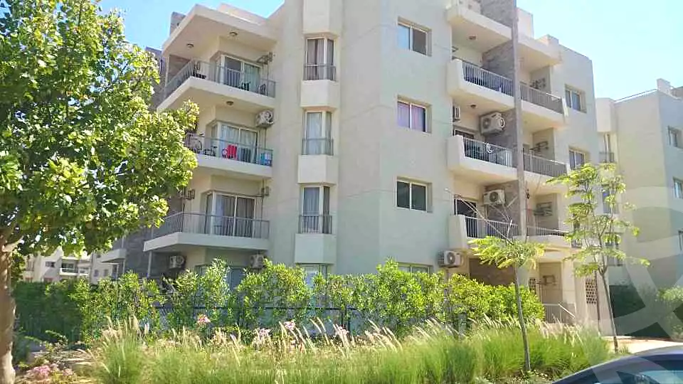 https://aqarmap.com.eg/en/listing/6703095-for-sale-cairo-el-sheikh-zayed-city-compounds-dh-drys
