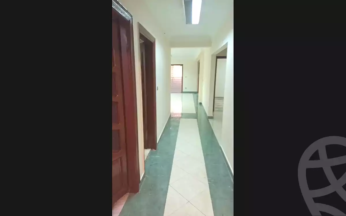 https://aqarmap.com.eg/ar/listing/6703702-for-sale-cairo-mokattam-lhdb-l-ly-shareaa-9