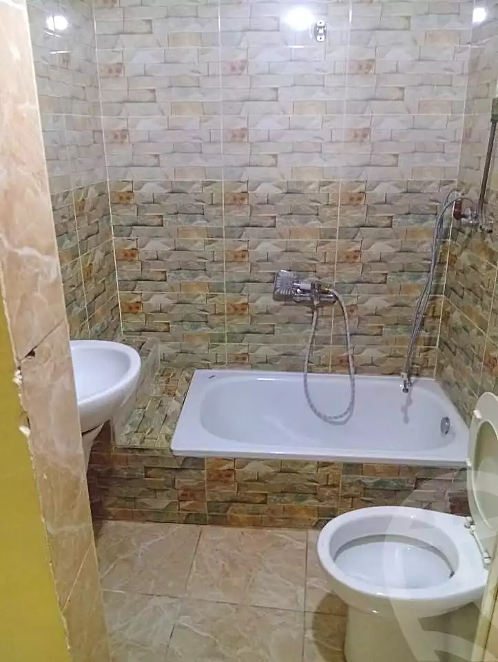 https://aqarmap.com.eg/en/listing/6703790-for-rent-cairo-el-zaytun-lzytwn-lshrqy
