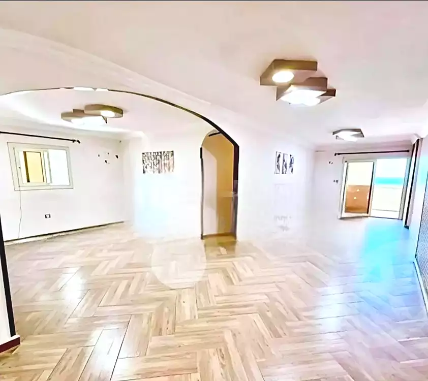 https://aqarmap.com.eg/en/listing/6703979-for-sale-alexandria-camp-cesar-port-said-street