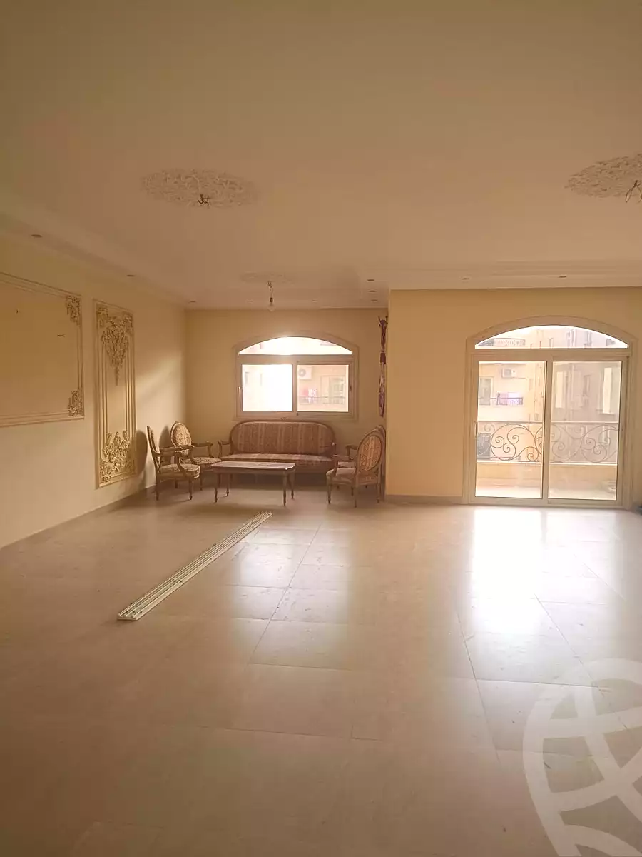 https://aqarmap.com.eg/ar/listing/6704143-for-rent-cairo-6th-of-october-el-hay-el-motamyz-fourth-touristic-village-mahmoud-sami-el-baroudi-st
