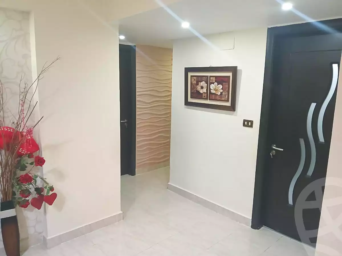 https://aqarmap.com.eg/ar/listing/6704175-for-sale-cairo-6th-of-october-el-ahyaa-neighborhood-4th-neighborhood-3