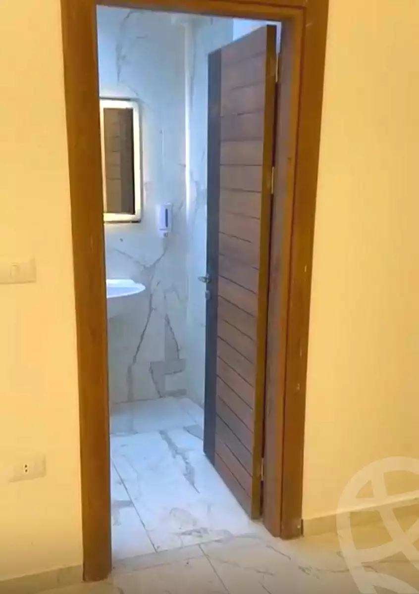 https://aqarmap.com.eg/ar/listing/6704183-for-sale-cairo-el-sheikh-zayed-city-compounds-zayed-heights-compound