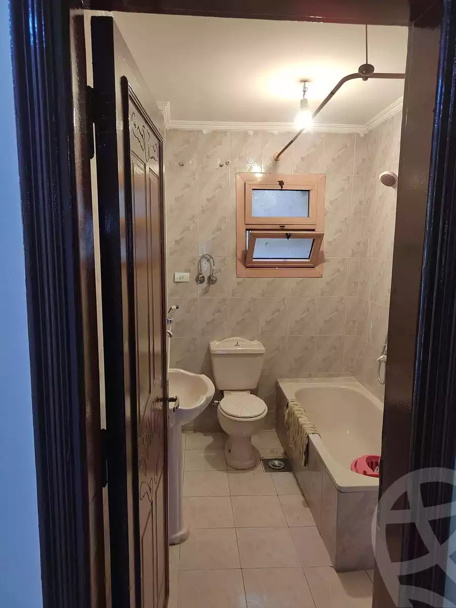 https://aqarmap.com.eg/en/listing/6704342-for-rent-cairo-helwan-sherif-st