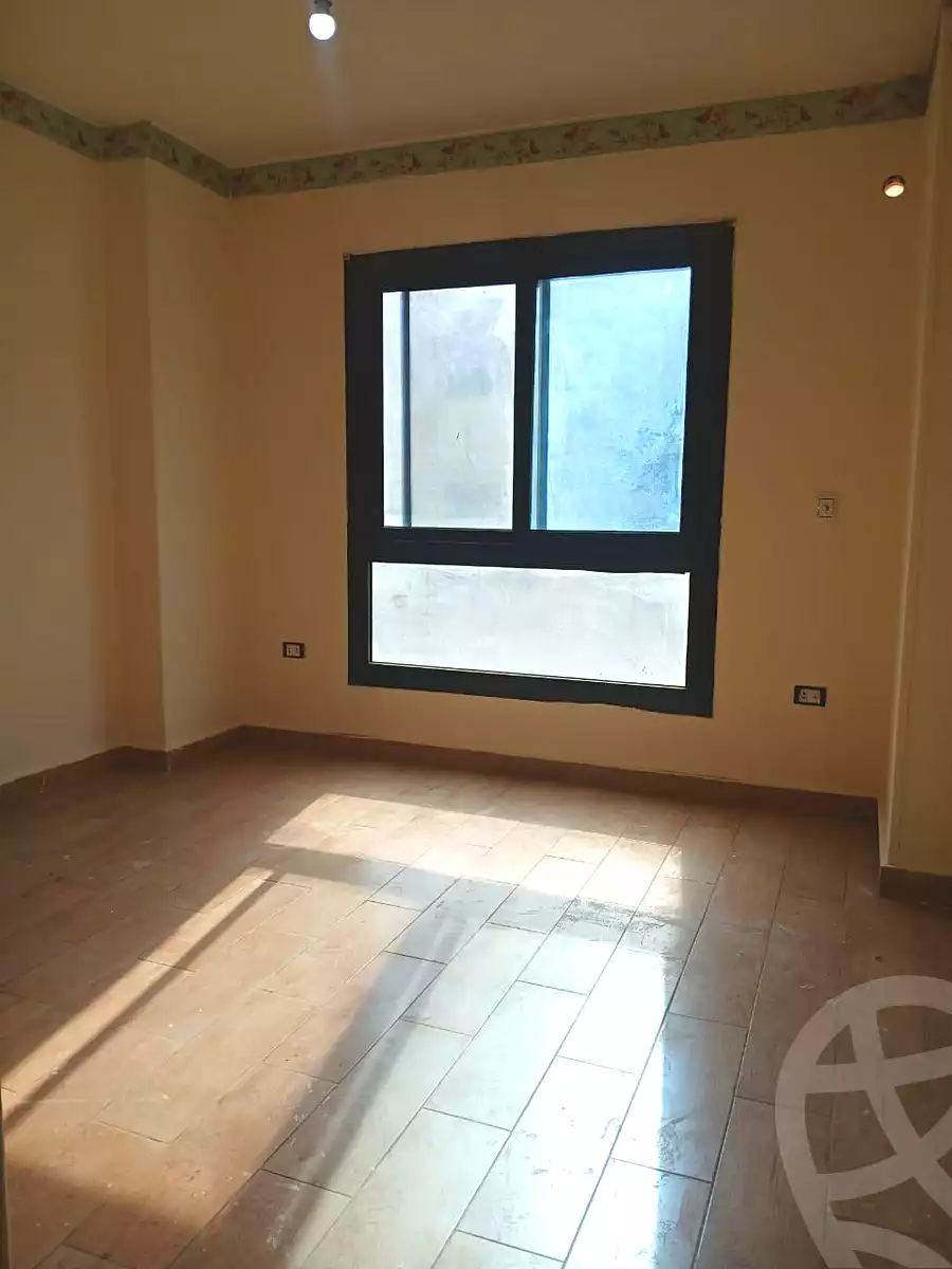 https://aqarmap.com.eg/ar/listing/6704459-for-rent-cairo-el-maadi-compounds-grand-gate
