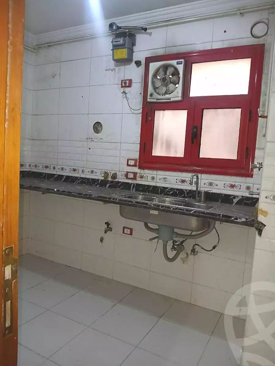 https://aqarmap.com.eg/ar/listing/6704459-for-rent-cairo-el-maadi-compounds-grand-gate