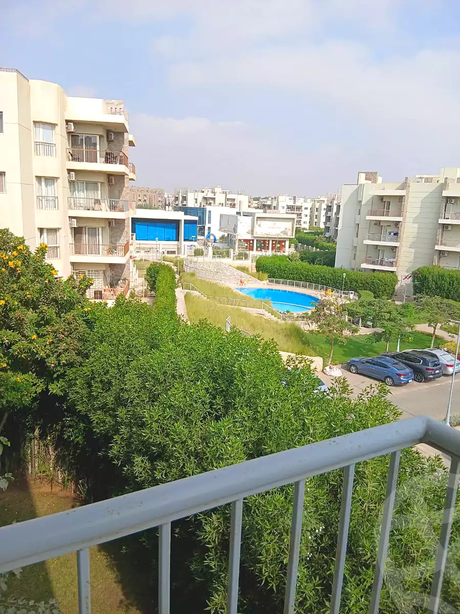 https://aqarmap.com.eg/en/listing/6704532-for-rent-cairo-el-sheikh-zayed-city-compounds-dh-drys