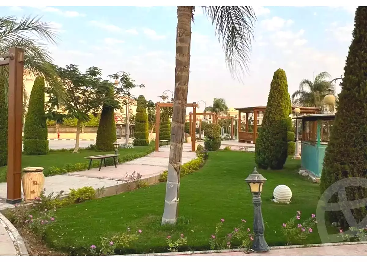 https://aqarmap.com.eg/en/listing/6704611-for-sale-cairo-6th-of-october-compounds-dream-land-lake-dream-dream-land-compound