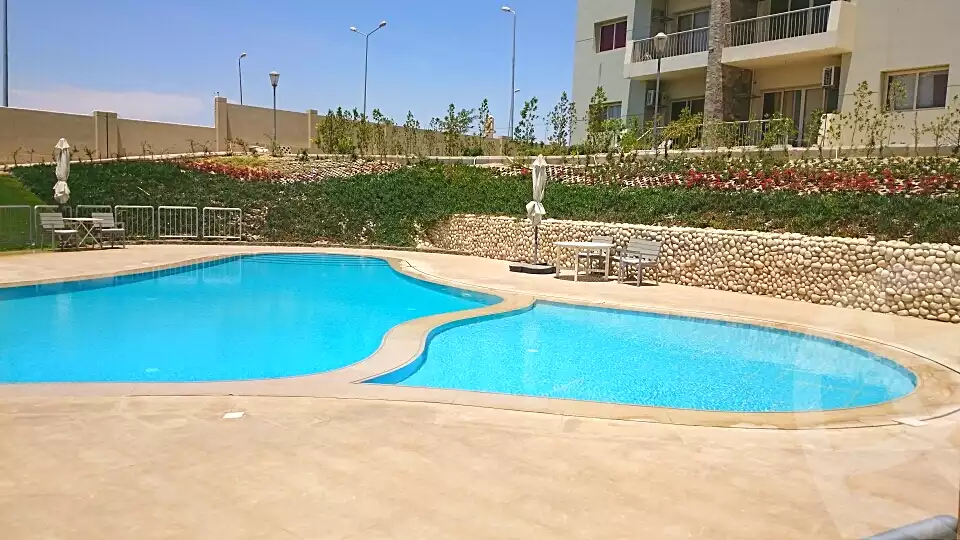 https://aqarmap.com.eg/ar/listing/6704640-for-sale-cairo-el-sheikh-zayed-city-compounds-dh-drys