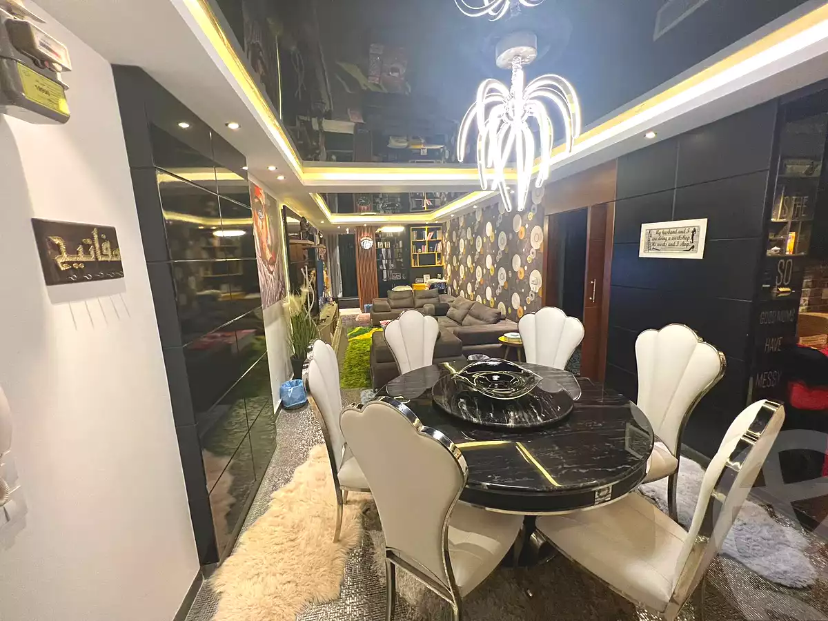 https://aqarmap.com.eg/ar/listing/6704737-for-sale-cairo-el-sheikh-zayed-city-compounds-kmbwnd-ljwmn