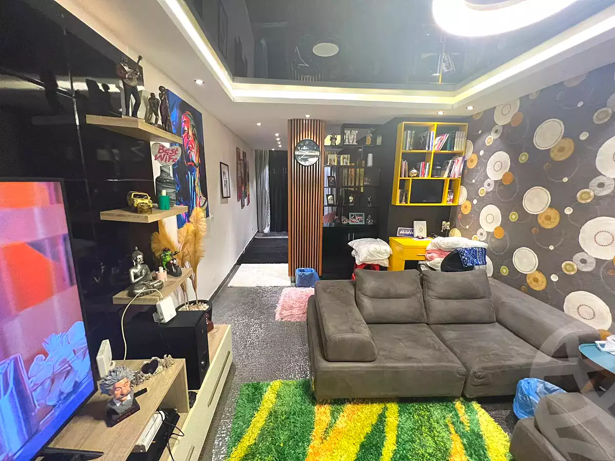 https://aqarmap.com.eg/ar/listing/6704782-for-sale-cairo-el-sheikh-zayed-city-compounds-kmbwnd-ljwmn