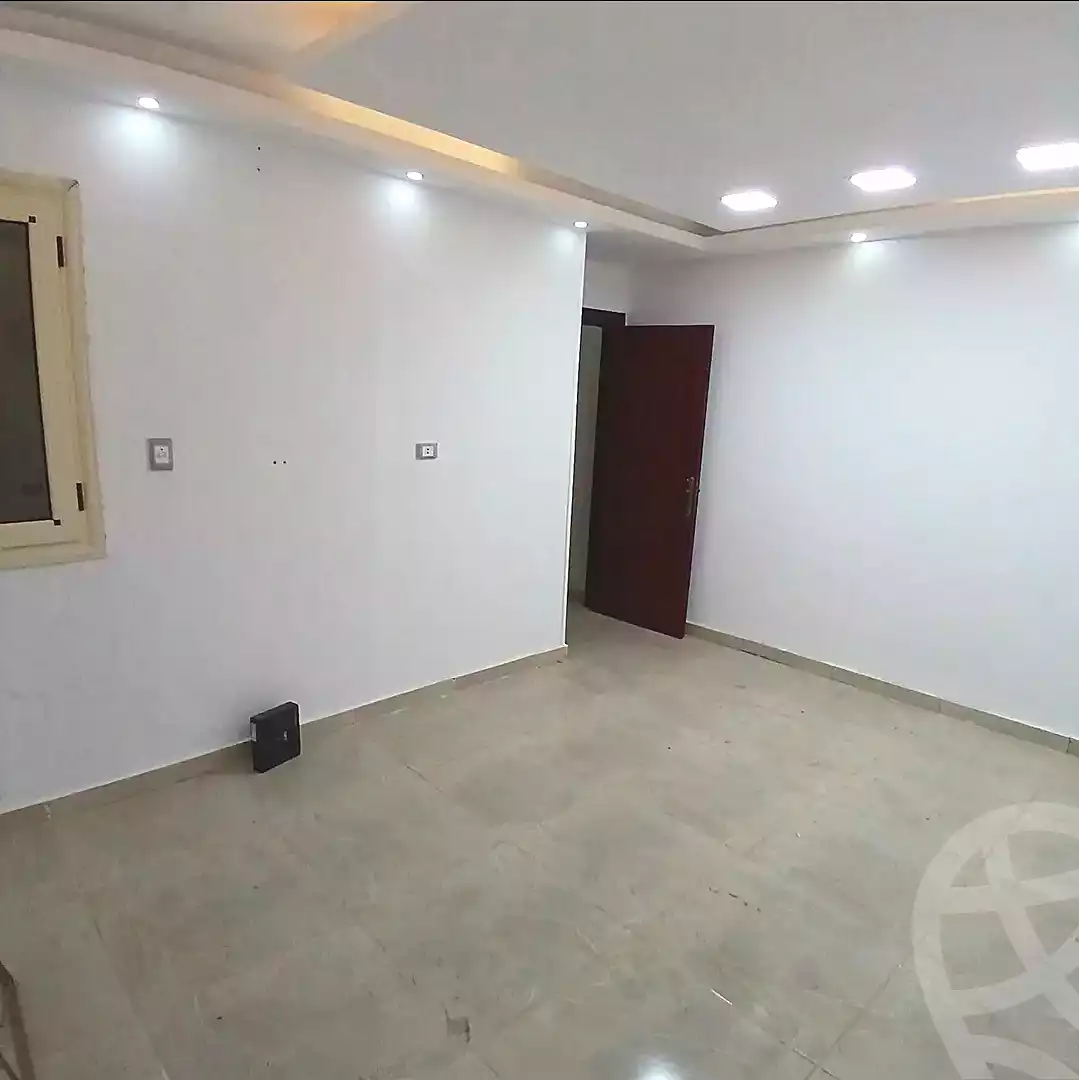 https://aqarmap.com.eg/ar/listing/6704849-for-sale-alexandria-l-jmy-lbytsh-bianchiii-el-bashwat-st