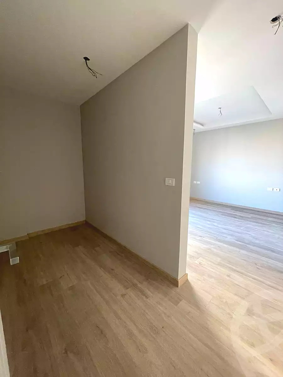 https://aqarmap.com.eg/ar/listing/6704967-for-rent-cairo-el-sheikh-zayed-city-compounds-kmbwnd-fyldj-wyst-dr-llttwyr