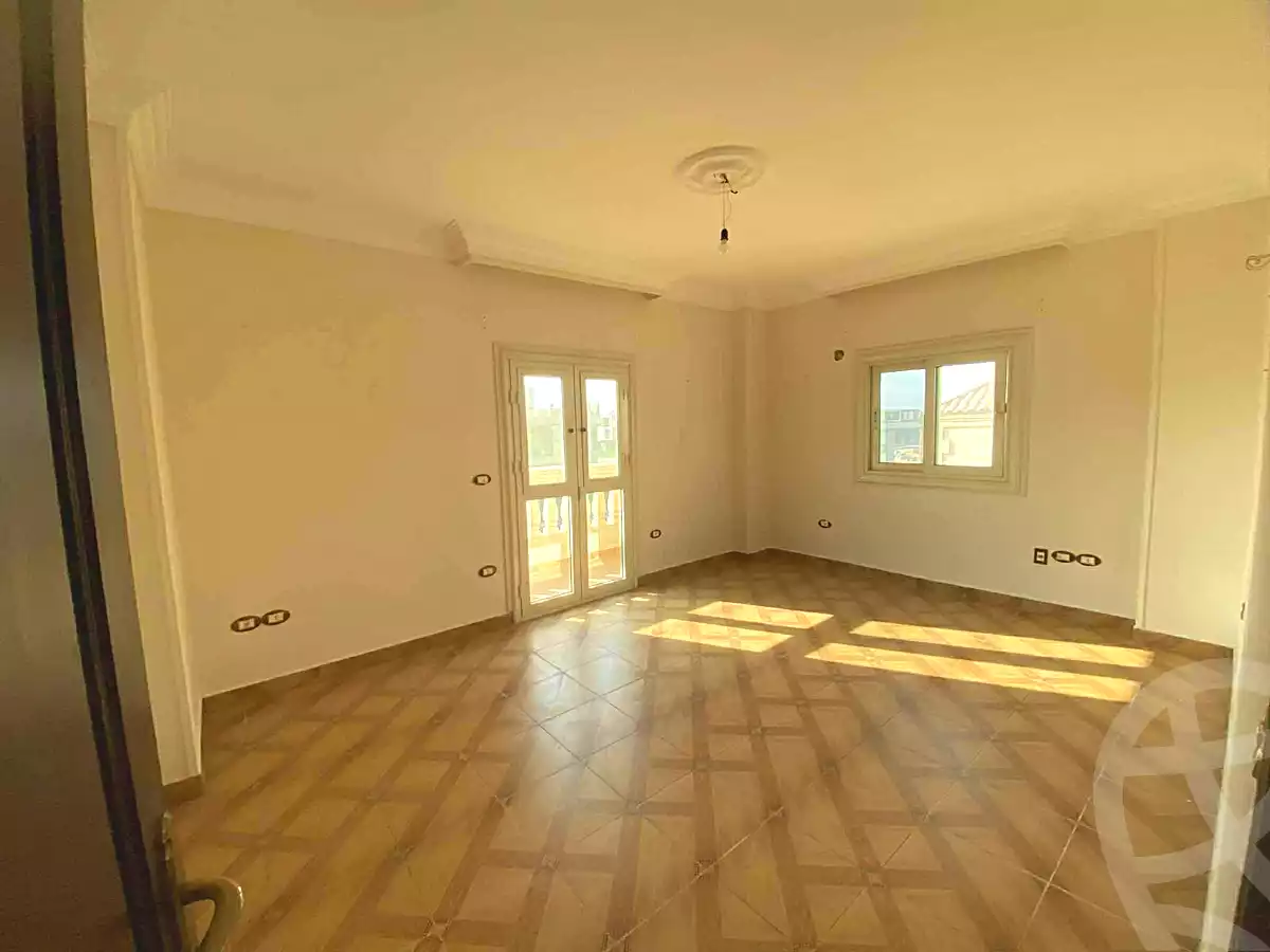https://aqarmap.com.eg/ar/listing/6704981-for-rent-cairo-new-cairo-sharq-el-akadamiya-al-tahrir-st
