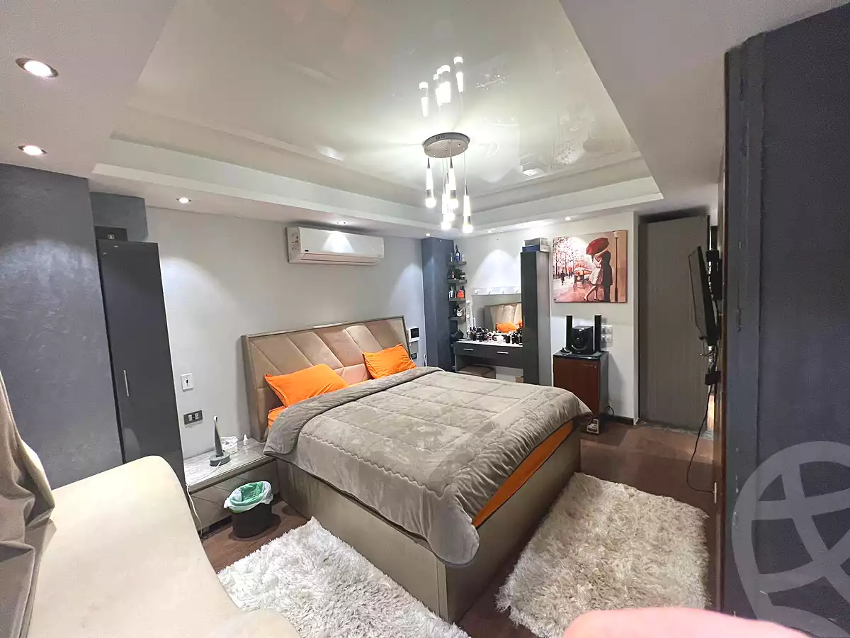 https://aqarmap.com.eg/ar/listing/6705164-for-sale-cairo-el-sheikh-zayed-city-compounds-kmbwnd-ljwmn
