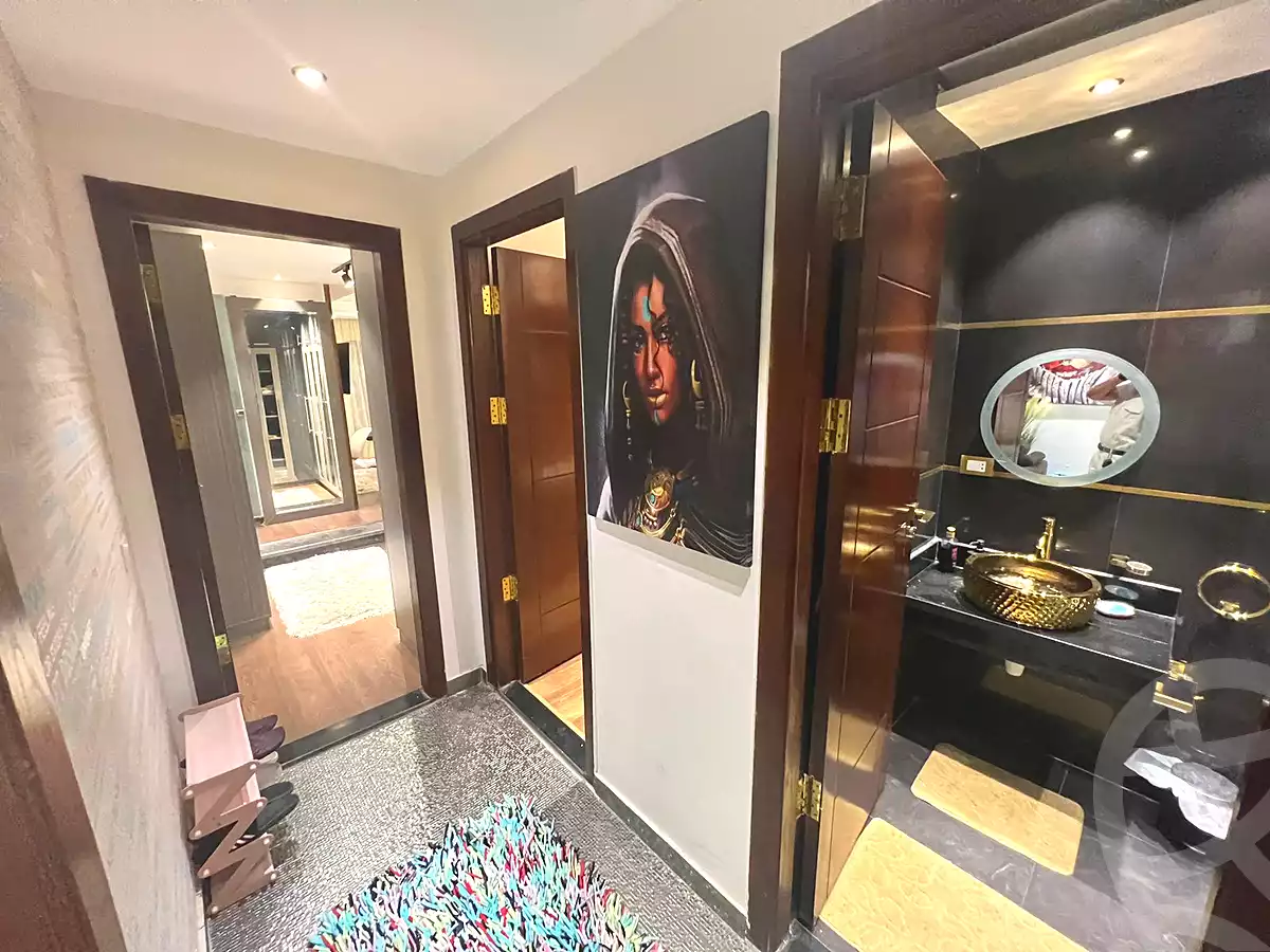 https://aqarmap.com.eg/ar/listing/6705164-for-sale-cairo-el-sheikh-zayed-city-compounds-kmbwnd-ljwmn