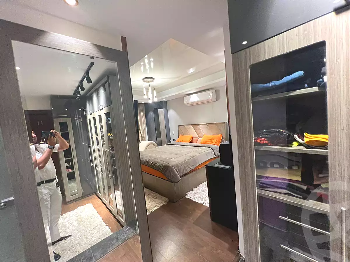 https://aqarmap.com.eg/ar/listing/6705164-for-sale-cairo-el-sheikh-zayed-city-compounds-kmbwnd-ljwmn