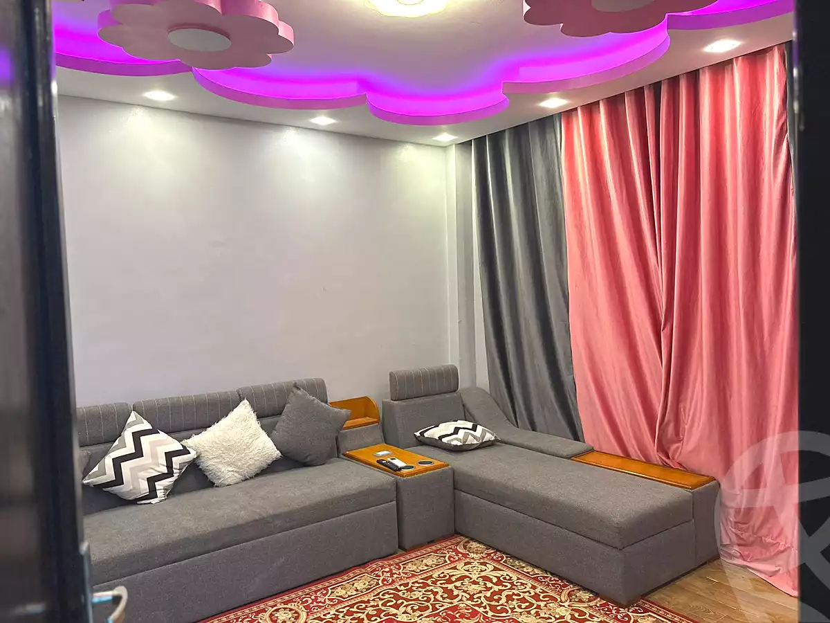 https://aqarmap.com.eg/en/listing/6705247-for-rent-cairo-6th-of-october-compounds-jn-ktwbr
