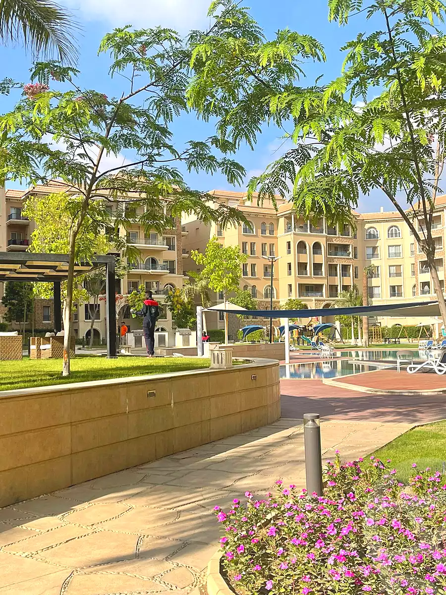 https://aqarmap.com.eg/ar/listing/6705043-for-sale-cairo-new-cairo-compounds-ninety-avenue