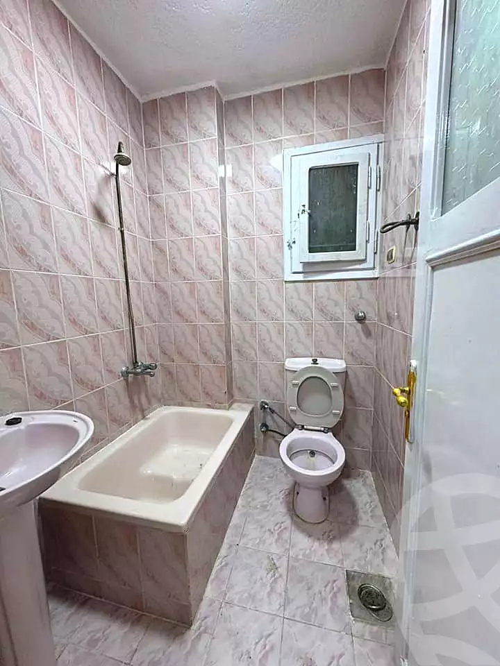 https://aqarmap.com.eg/ar/listing/6705679-for-sale-alexandria-l-jmy-shataa-el-nakheel