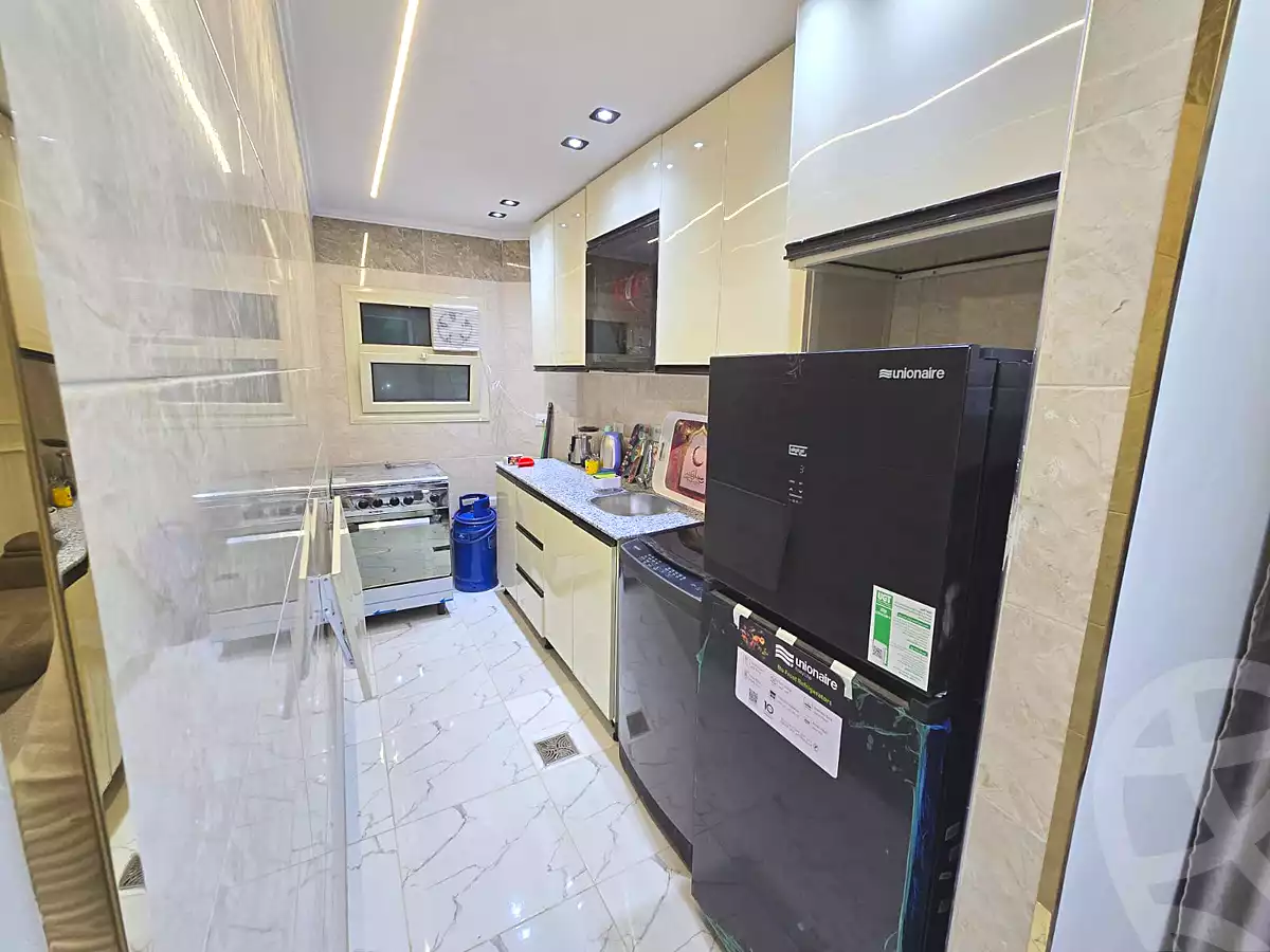 https://aqarmap.com.eg/ar/listing/6705799-for-rent-cairo-6th-of-october-el-ahyaa-neighborhood-1st-sixth-neighborhood