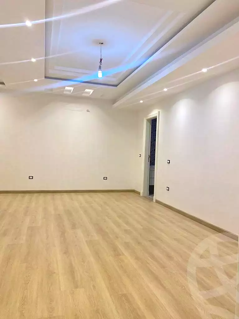 https://aqarmap.com.eg/ar/listing/6700298-for-sale-alexandria-sporting-abou-quer-st