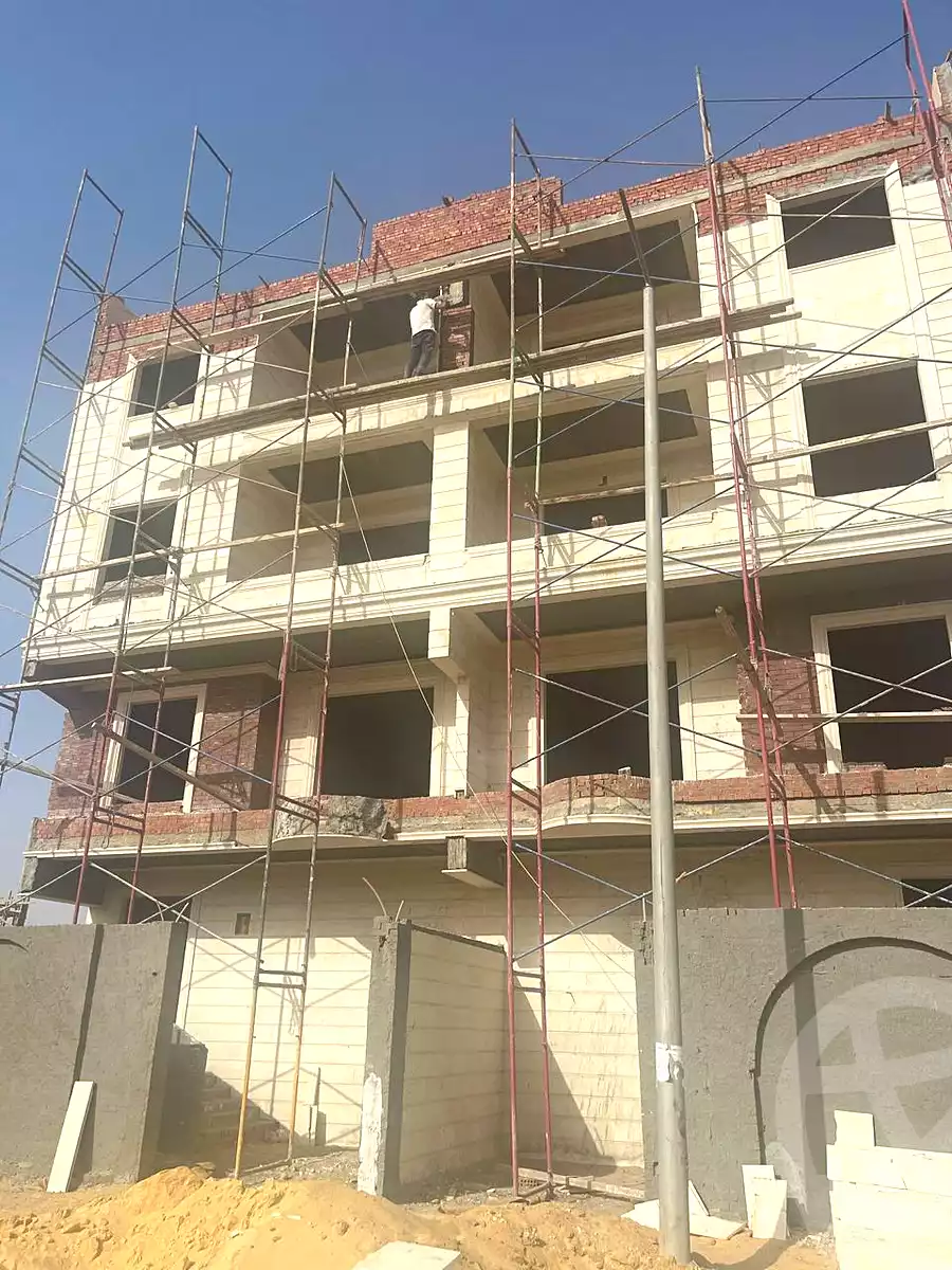 https://aqarmap.com.eg/ar/listing/6703662-for-sale-cairo-al-oubour-el-hay-el-sades-amr-ibn-el-ass-st