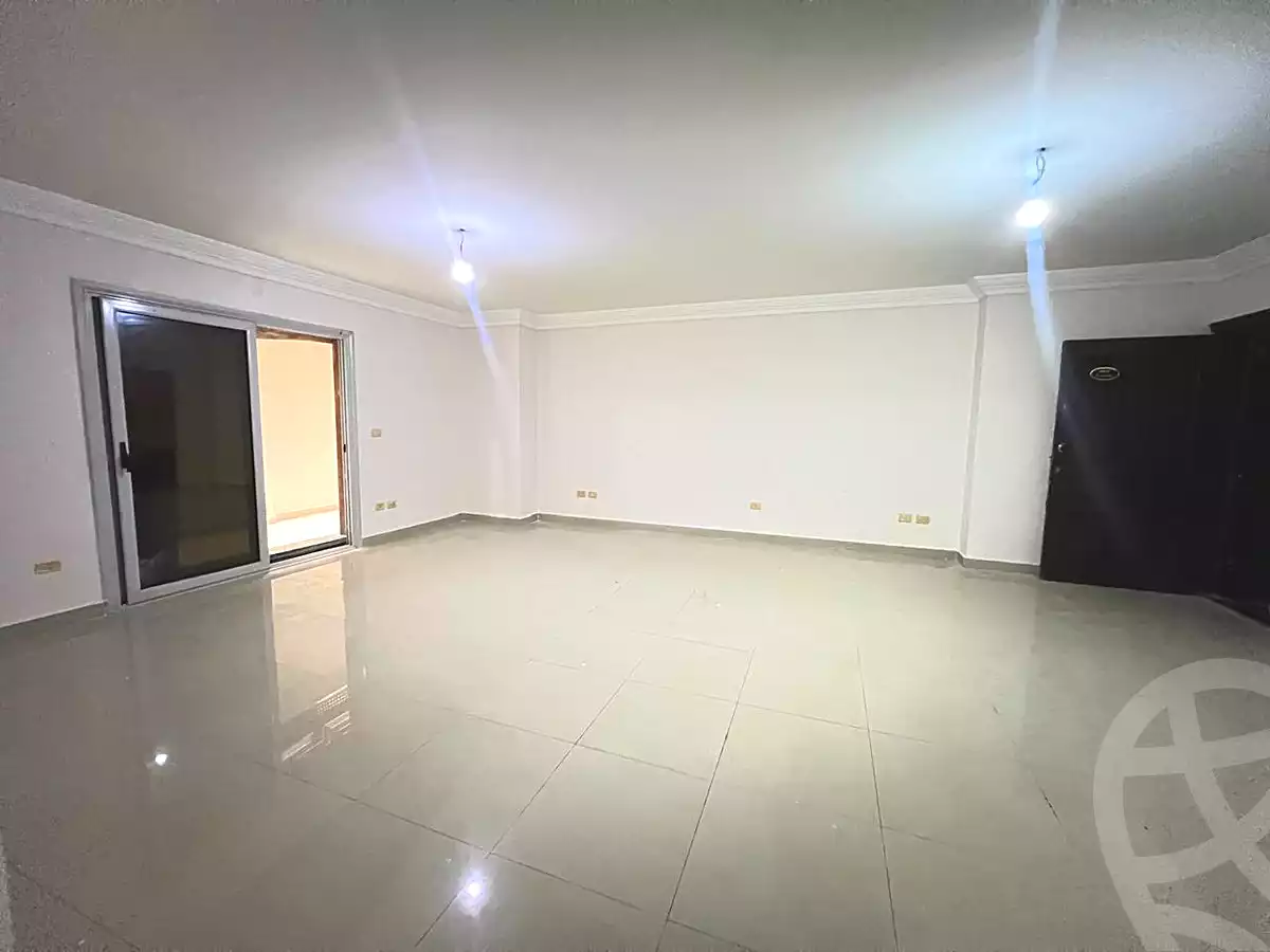 https://aqarmap.com.eg/ar/listing/6705914-for-sale-alexandria-stanley-abd-el-aziz-fahmy-st