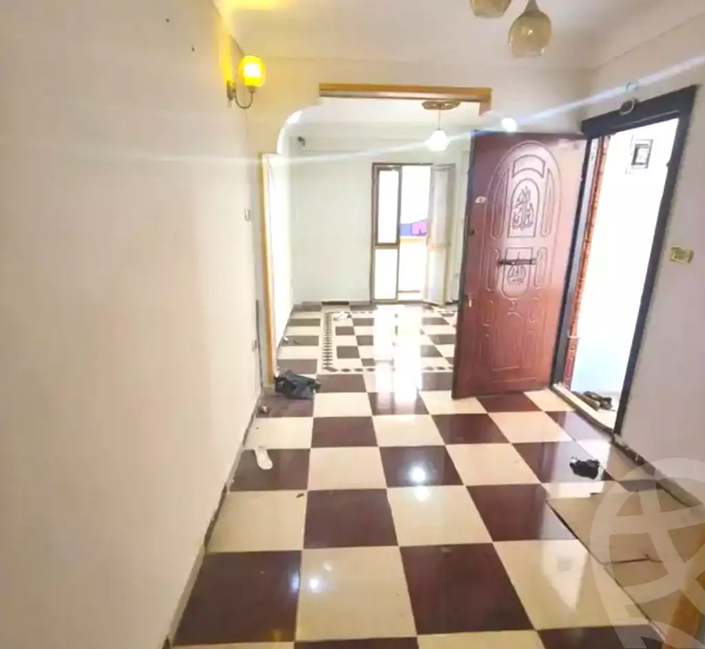 https://aqarmap.com.eg/en/listing/6706017-for-sale-alexandria-lsywf-el-falki