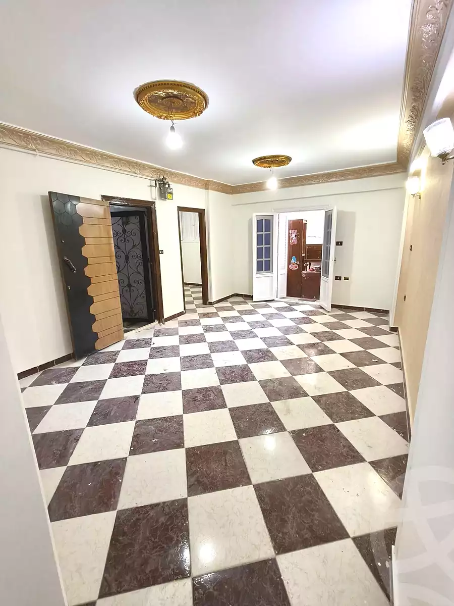 https://aqarmap.com.eg/en/listing/6706184-for-sale-alexandria-lsywf-el-falki