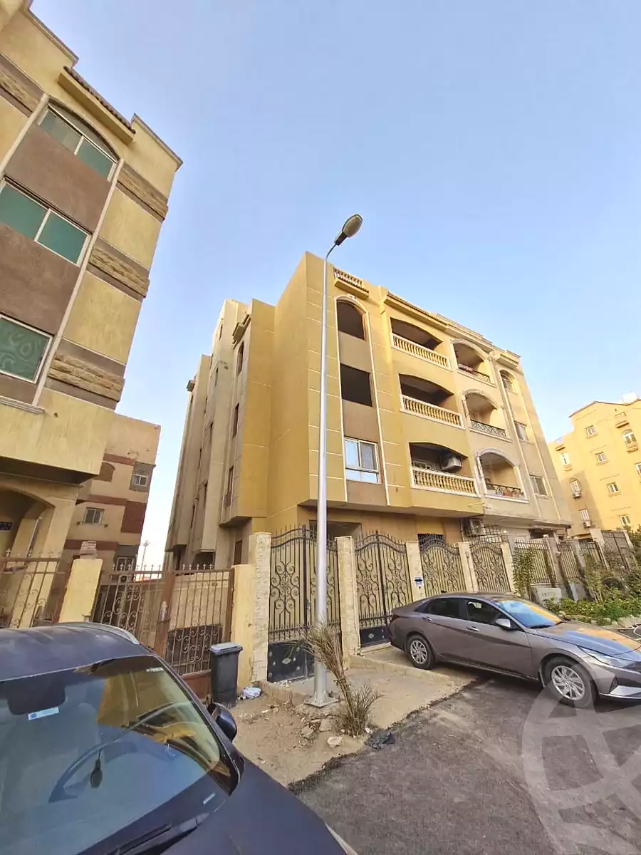 https://aqarmap.com.eg/ar/listing/6706916-for-sale-cairo-new-cairo-south-investors-gamal-abdel-nasser-st