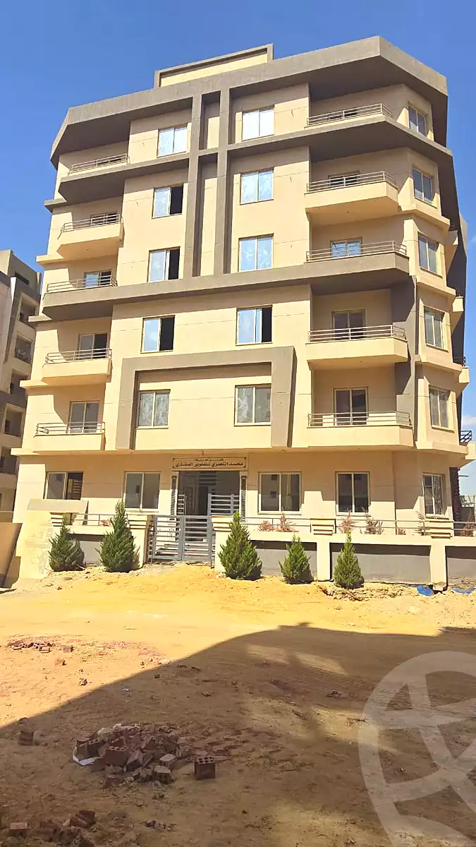 https://aqarmap.com.eg/ar/listing/6707245-for-sale-cairo-6th-of-october-el-ahyaa-neighborhood-9th
