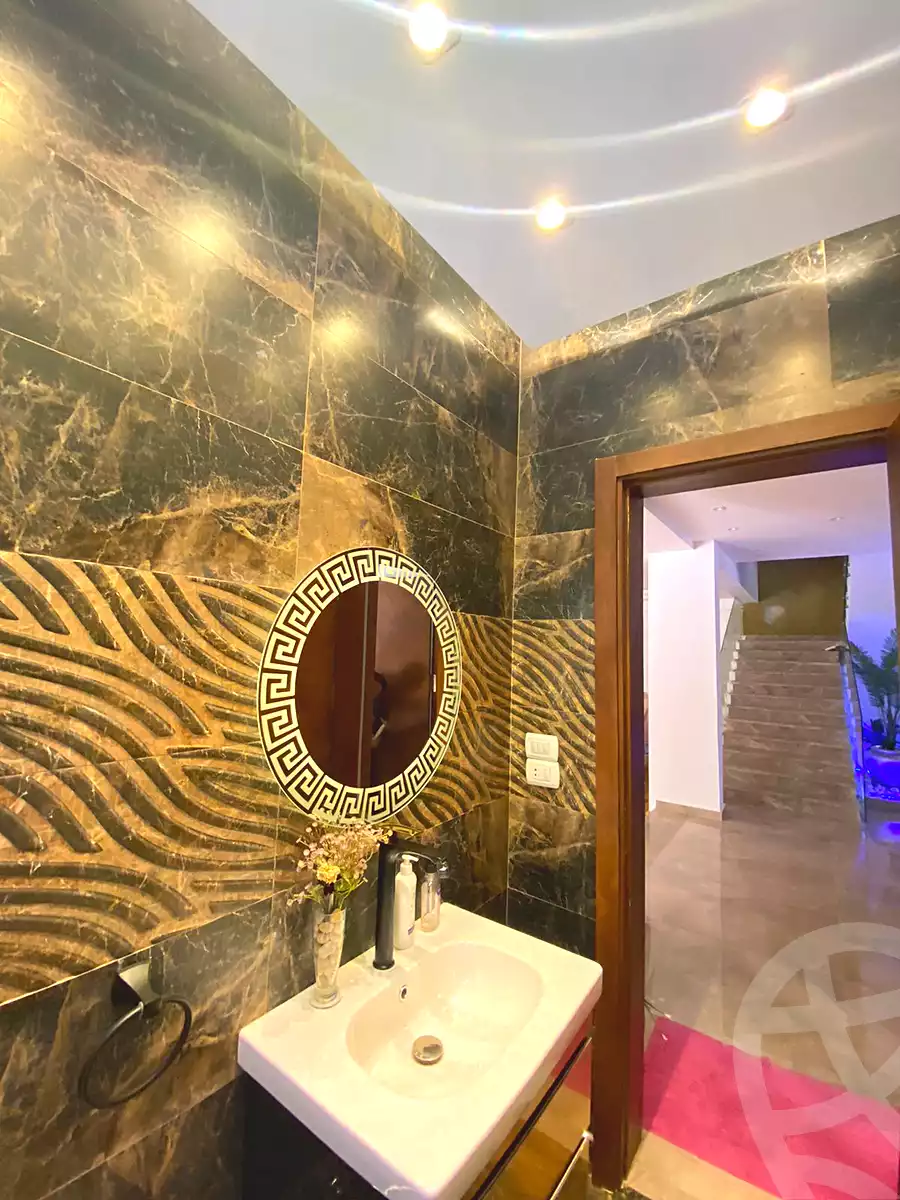 https://aqarmap.com.eg/ar/listing/6707493-for-sale-cairo-6th-of-october-hadaeq-october-kmbwnd-fy-hdyq-ktwbr-rihana