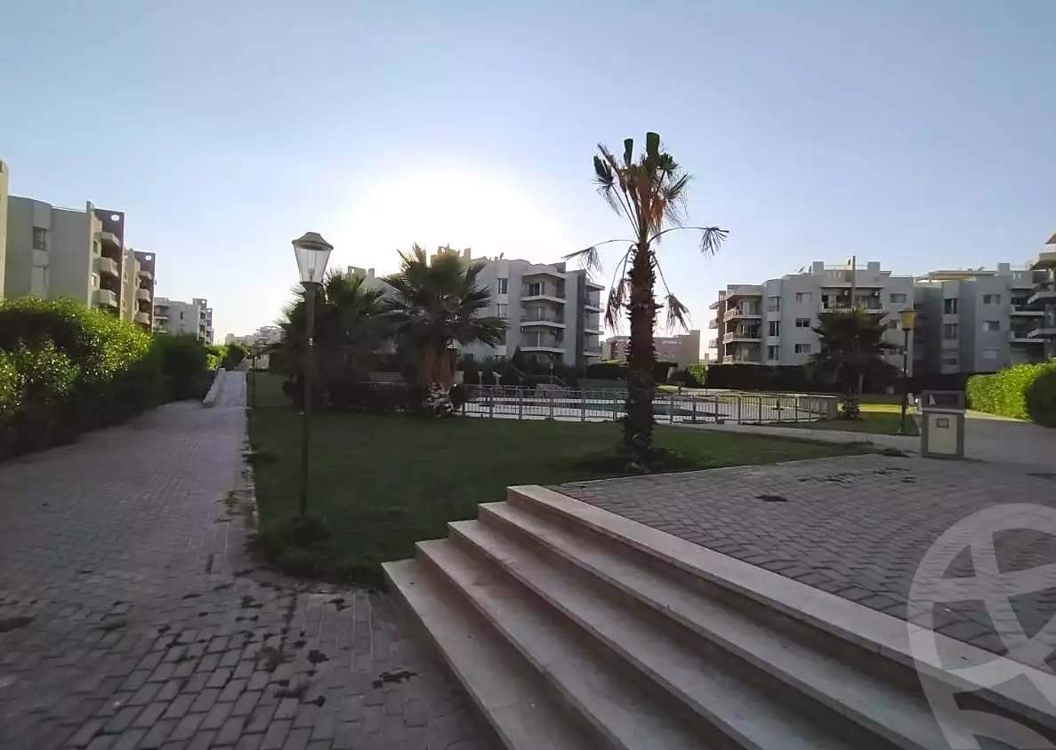 https://aqarmap.com.eg/en/listing/6708488-for-sale-cairo-el-sheikh-zayed-city-compounds-dh-drys