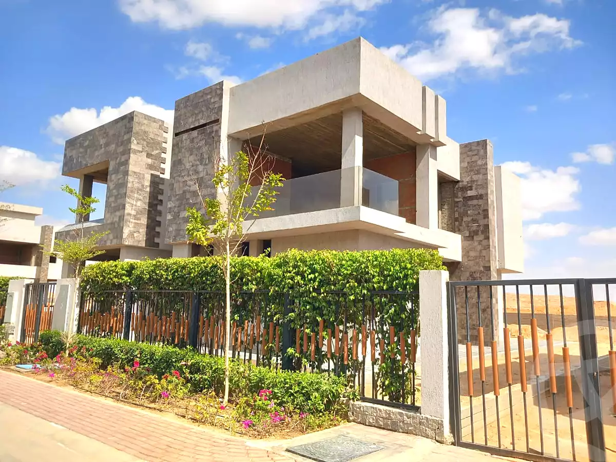 https://aqarmap.com.eg/en/listing/6708718-for-sale-cairo-6th-of-october-hadaeq-october-kmbwnd-fy-hdyq-ktwbr-sun-capital