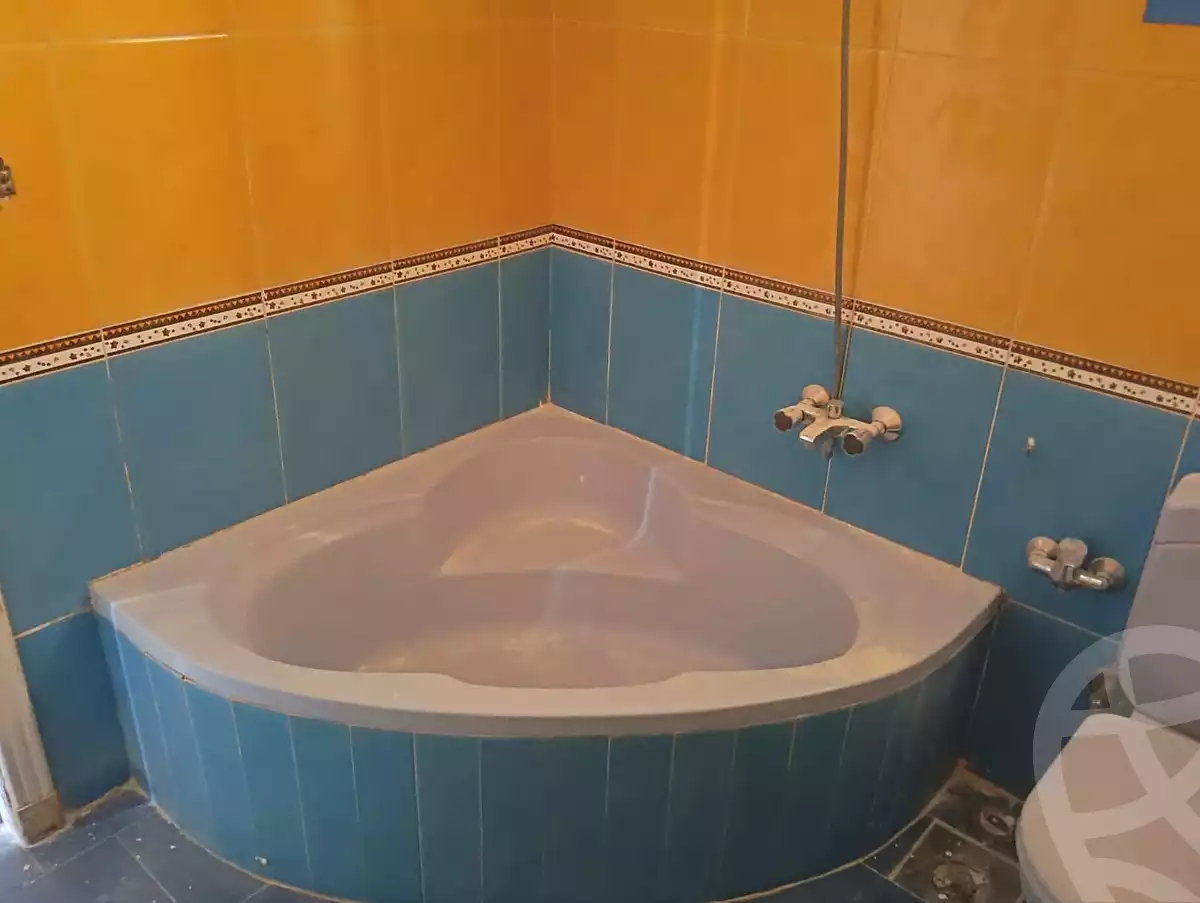 https://aqarmap.com.eg/en/listing/6708817-for-sale-cairo-el-sheikh-zayed-city-compounds-hadayek-el-mohandiseen