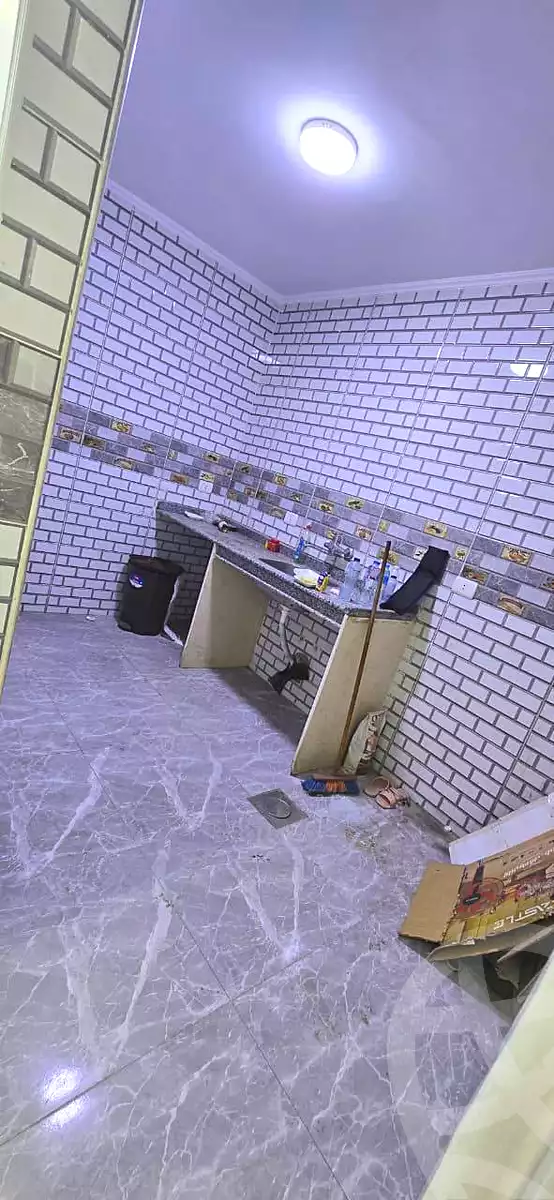 https://aqarmap.com.eg/ar/listing/6708891-for-rent-cairo-helwan-rostom-st