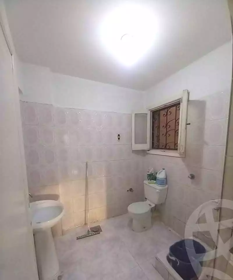 https://aqarmap.com.eg/ar/listing/6709335-for-sale-alexandria-l-jmy-lbytsh-ain-shams-st