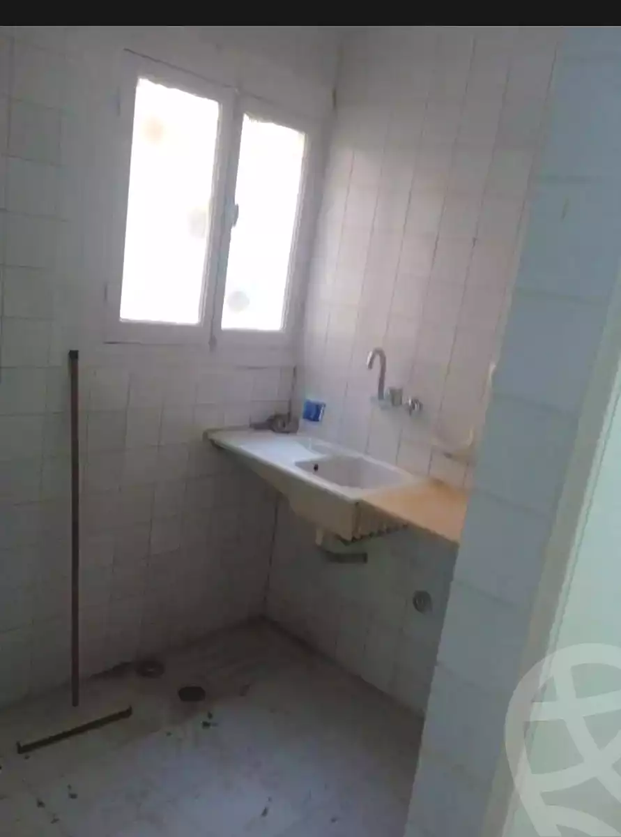 https://aqarmap.com.eg/en/listing/6709339-for-sale-alexandria-l-jmy-el-hanouvel