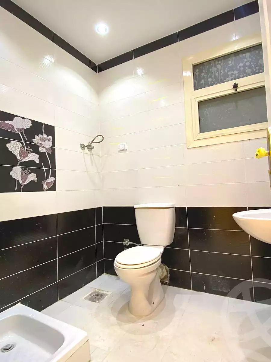 https://aqarmap.com.eg/ar/listing/6709370-for-sale-alexandria-l-jmy-lbytsh-shahr-al-assal-st