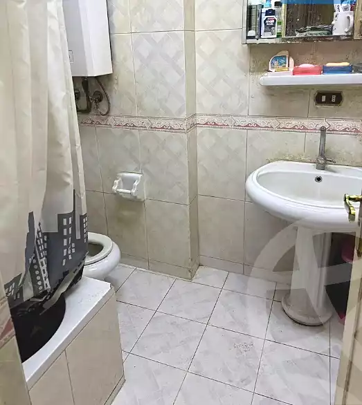 https://aqarmap.com.eg/ar/listing/6710101-for-sale-cairo-el-zaytun-lzytwn-lbhry-salim-al-awal-st