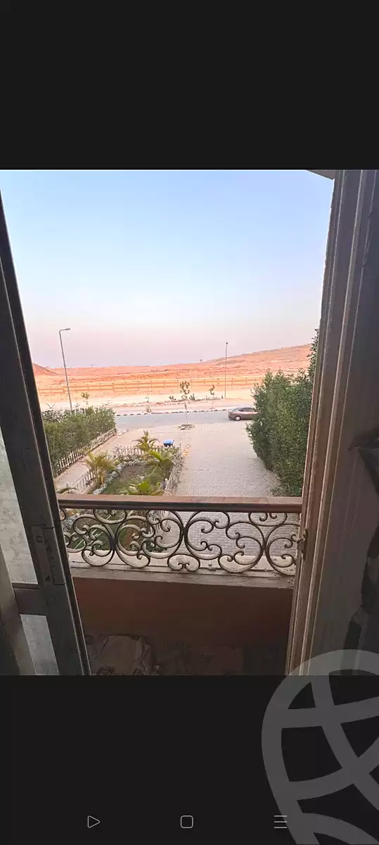 https://aqarmap.com.eg/ar/listing/6710858-for-sale-cairo-el-sheikh-zayed-city-compounds-el-khamayel