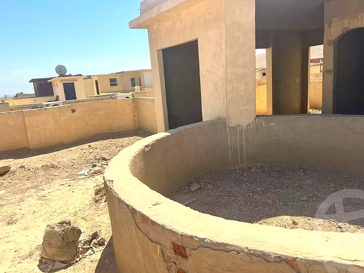 https://aqarmap.com.eg/ar/listing/6710985-for-sale-cairo-el-sheikh-zayed-city-compounds-compounds-in-el-sheikh-zayed