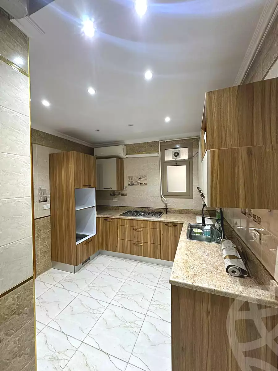 https://aqarmap.com.eg/en/listing/6711118-for-sale-cairo-6th-of-october-compounds-aeon